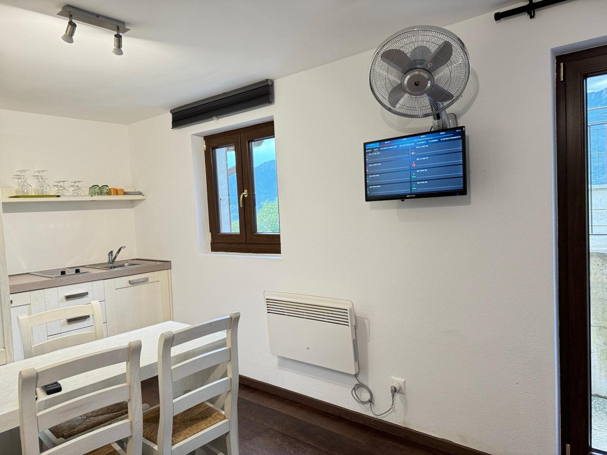 Gambarogno Viva Bacco B&B 외부 사진